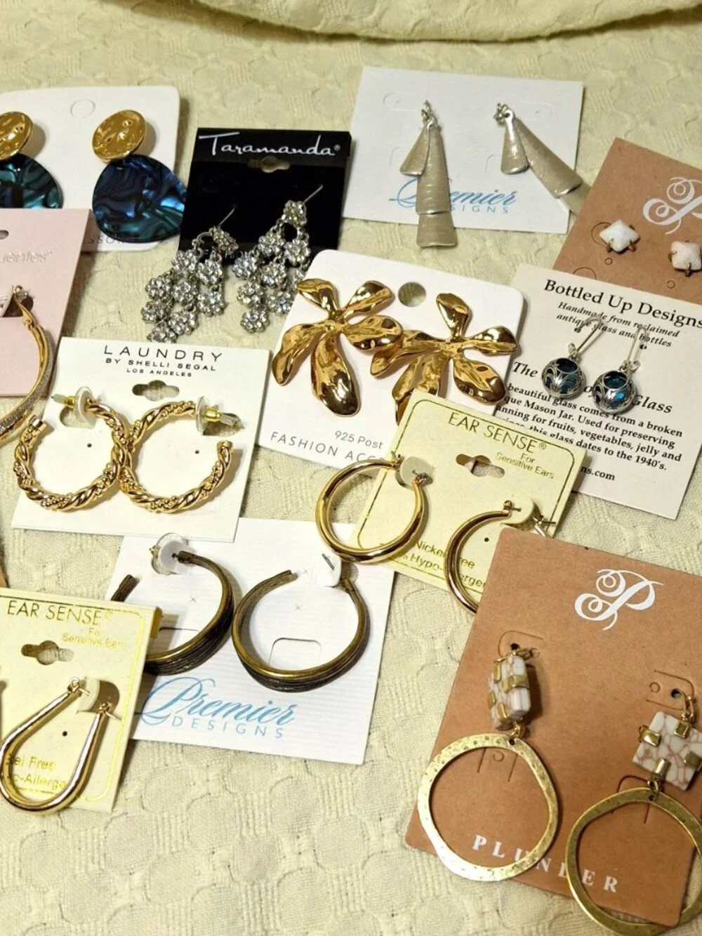 Lot of 18 Pairs New Earrings Still on Display Cards